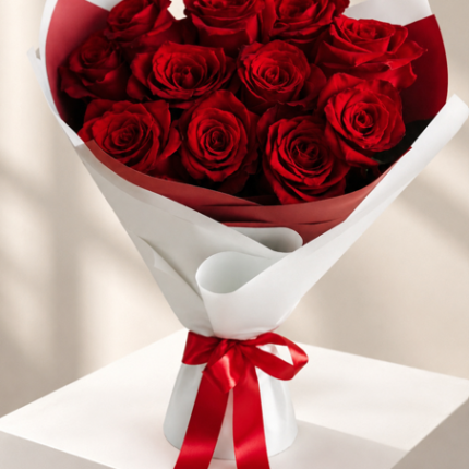 Classic red roses arranged for professional flower delivery Lahore.