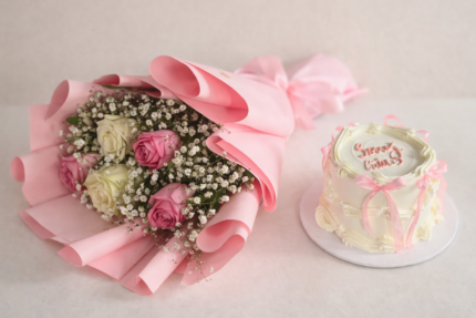Pink rose bouquet and Cake and flower delivery set.
