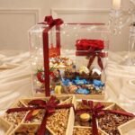 online gift delivery Lahore dry fruit hamper display