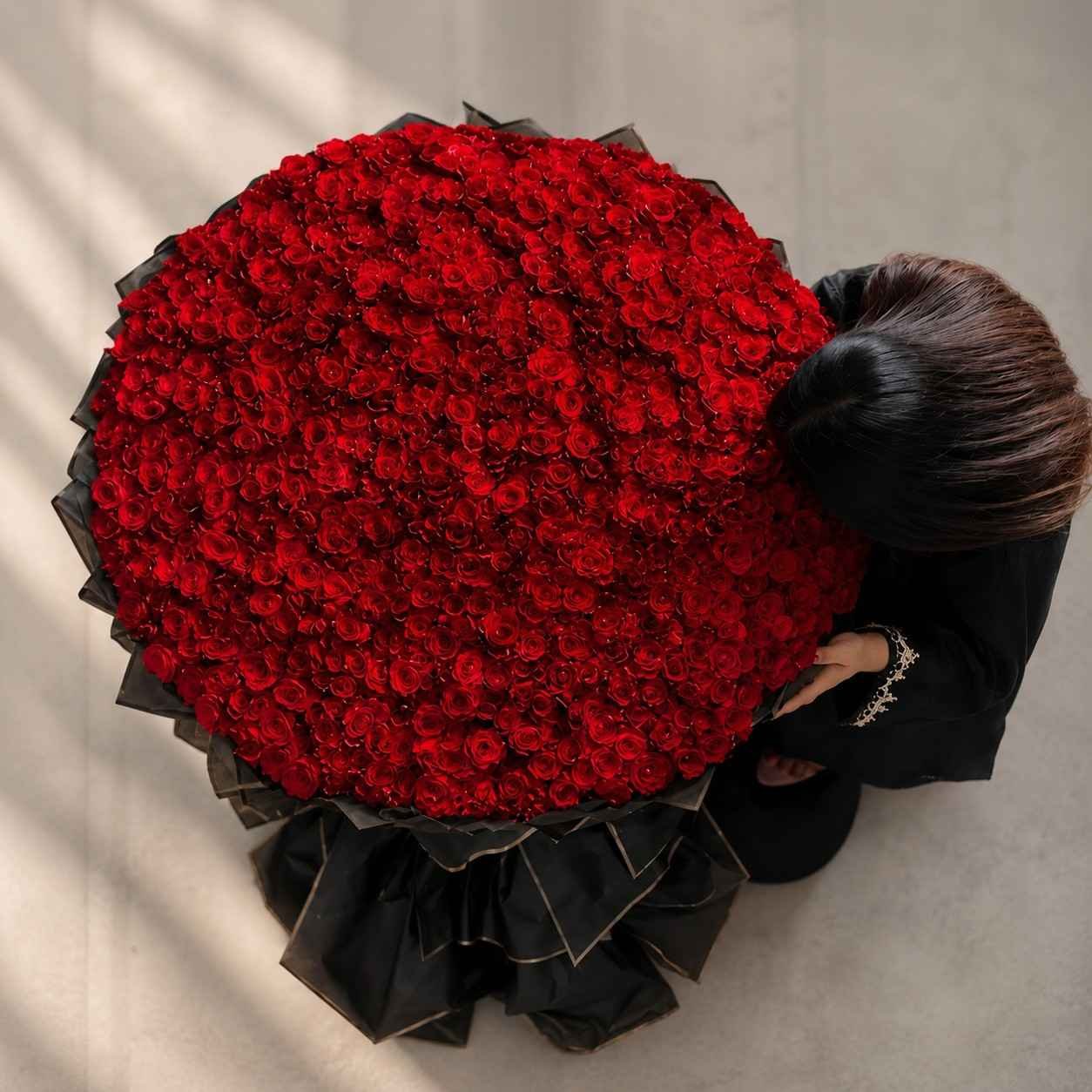 Luxury Red Roses Lahore luxury red roses Lahore arranged in a grand oversized romantic bouquet