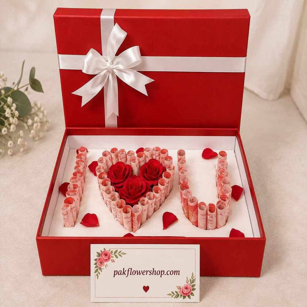 Romantic Gift Box Pakistan Romantic Gift Box Pakistan with Roses and Premium Presentation