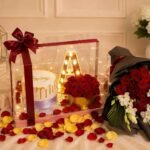 Clear gift box and floral bouquet featured at an online gift shop in Pakistan