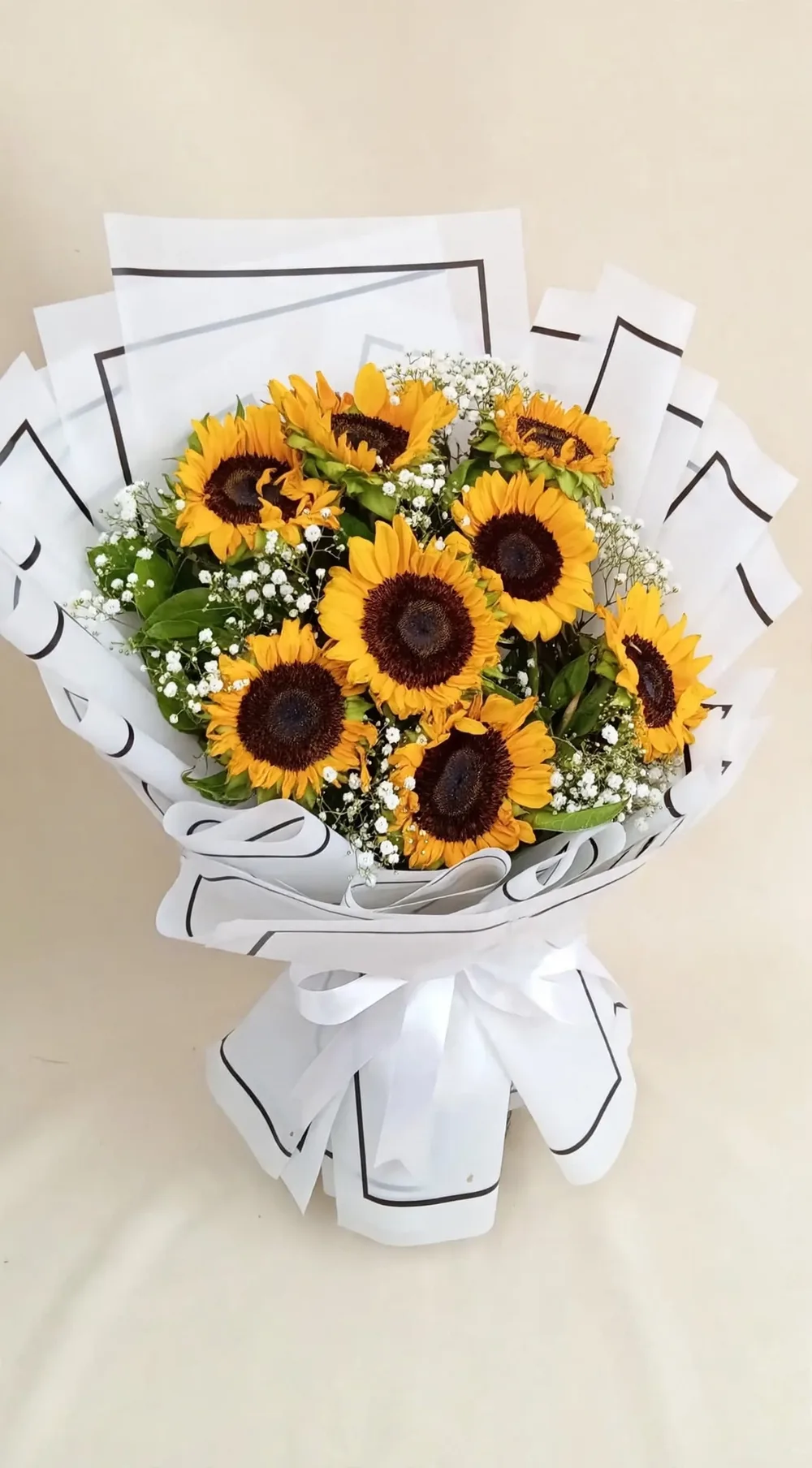 Fresh Sunflower Bouquet – Angle View – PakFlowerShop